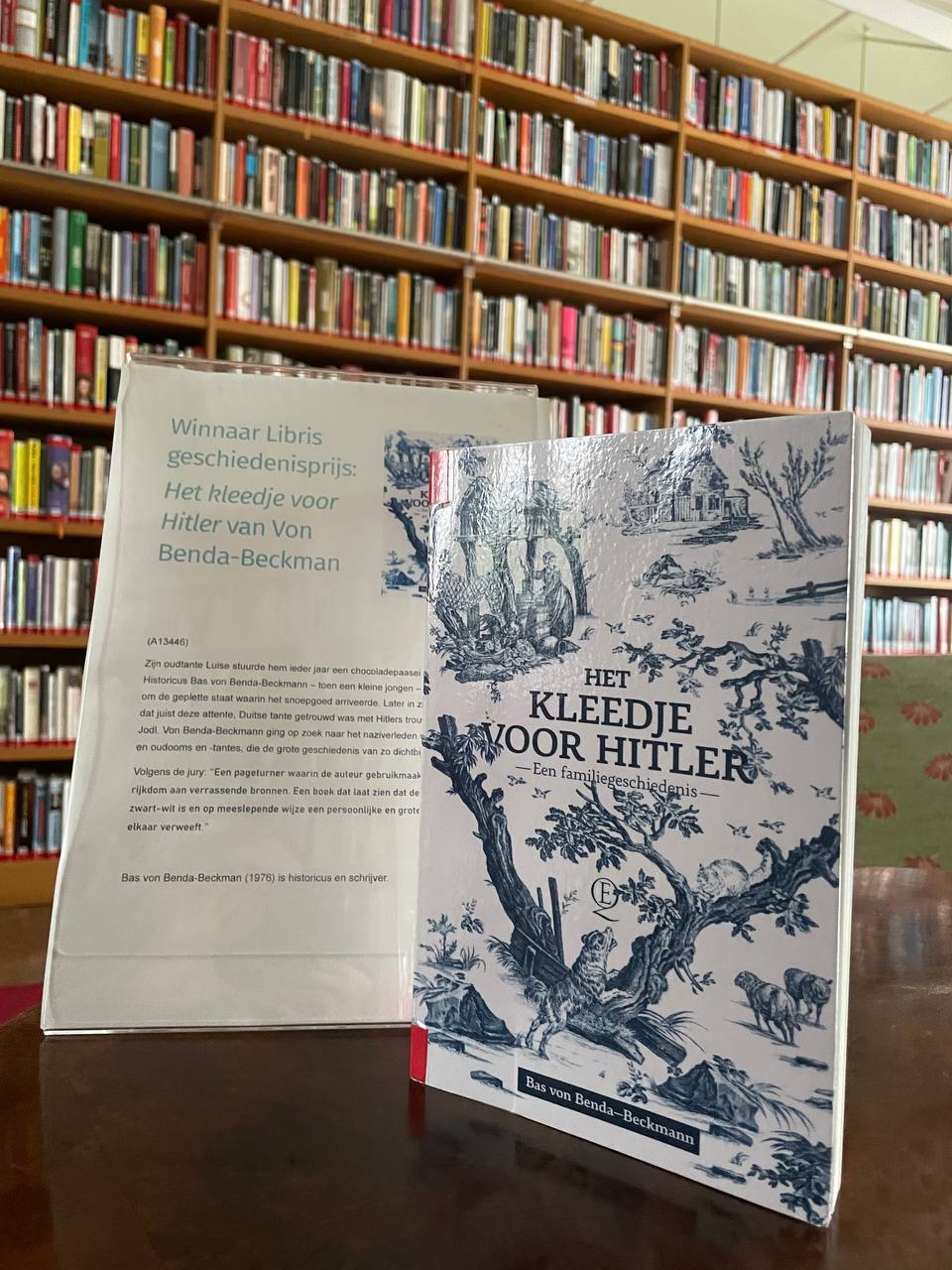 Libris geschiedenisprijs voor &lsquo;Het kleedje voor Hitler&rsquo;