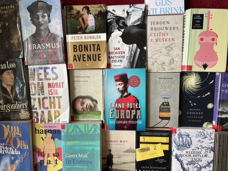 Top 50 Nederlandstalige boeken 2000-2025 volgens NRC / De Standaard en