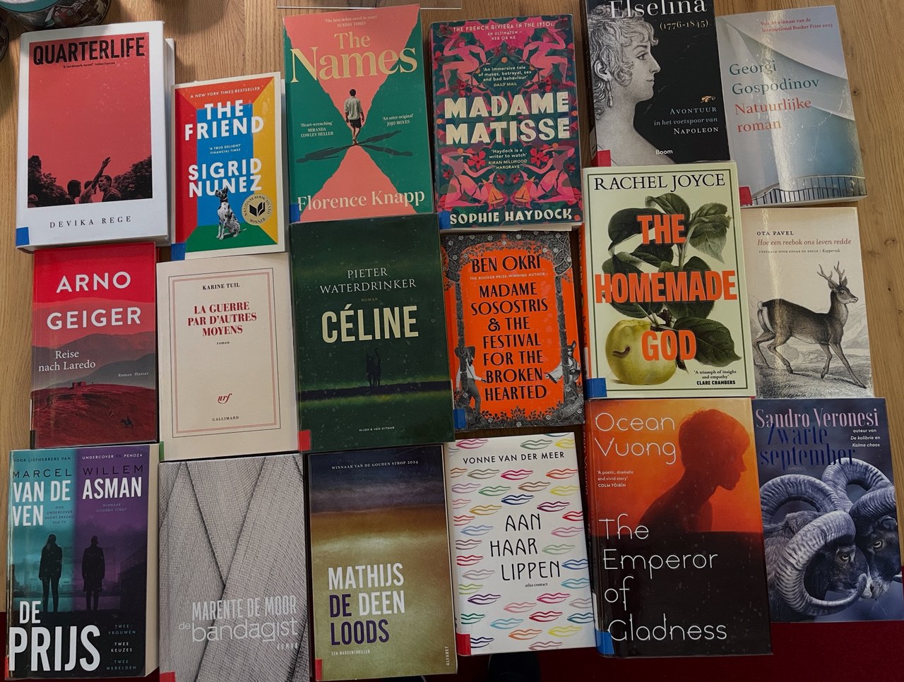 Nieuwe boekentafel augustus